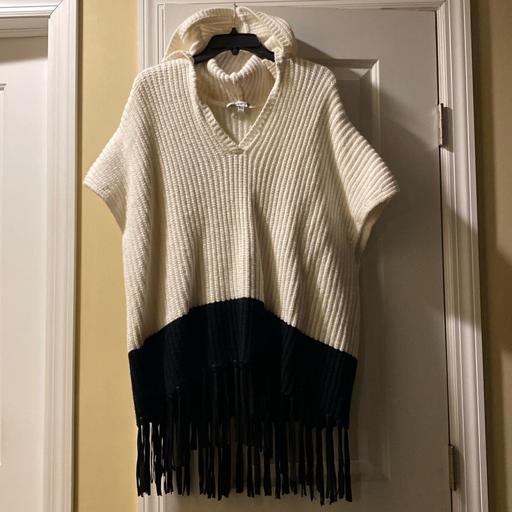 Elizabeth&James Genuine Sheep Leather Tassels Cotton Alpaca Stretch Blend Poncho